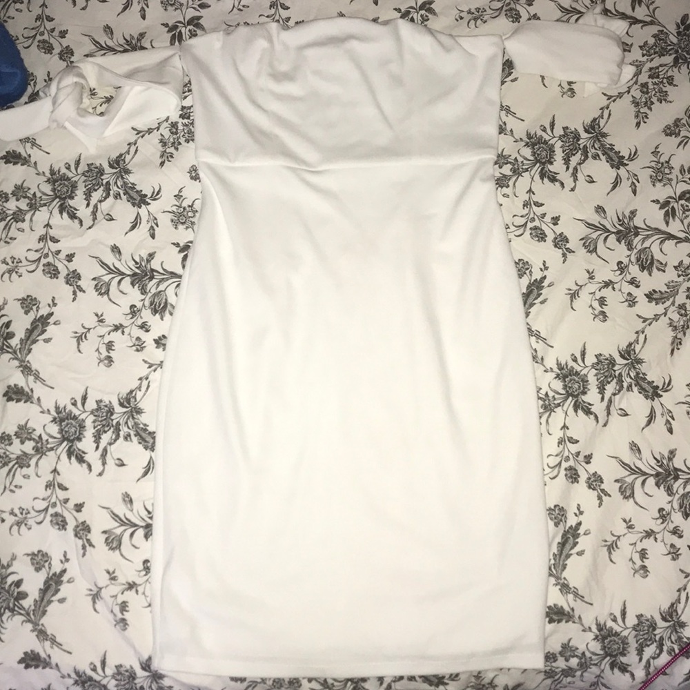 FOREVER21 off the shoulder dress